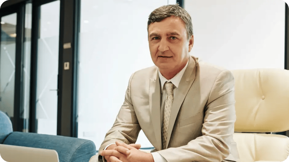 Low-Code Platform for Digital Transformation Experts